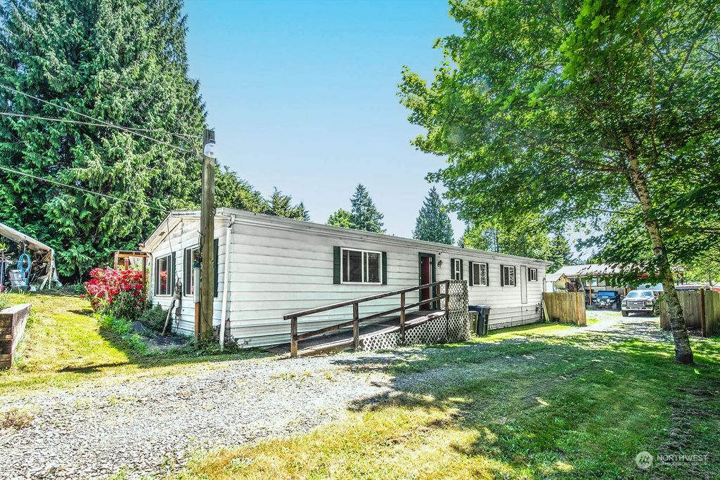 Photo of 6530 180th Street SE, Snohomish, WA 98296 (MLS # 2126514)