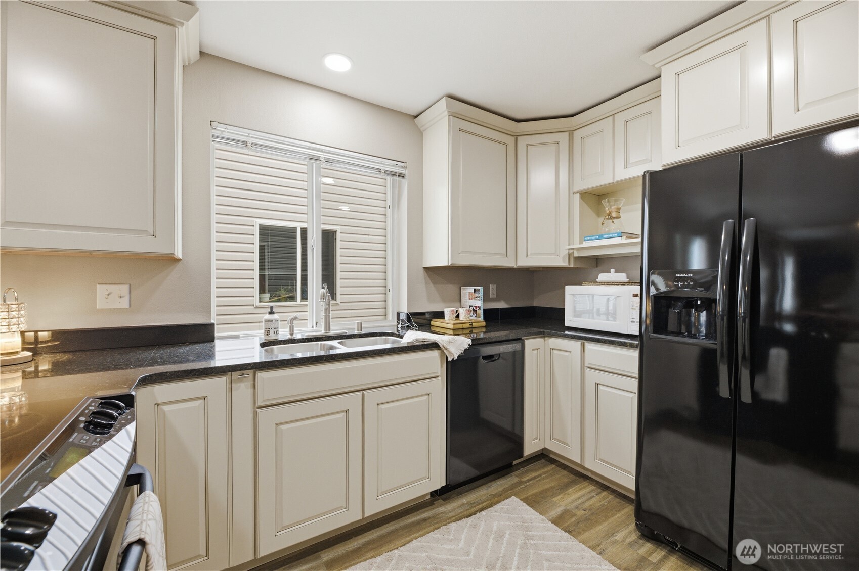 1101 37th Street SE 401