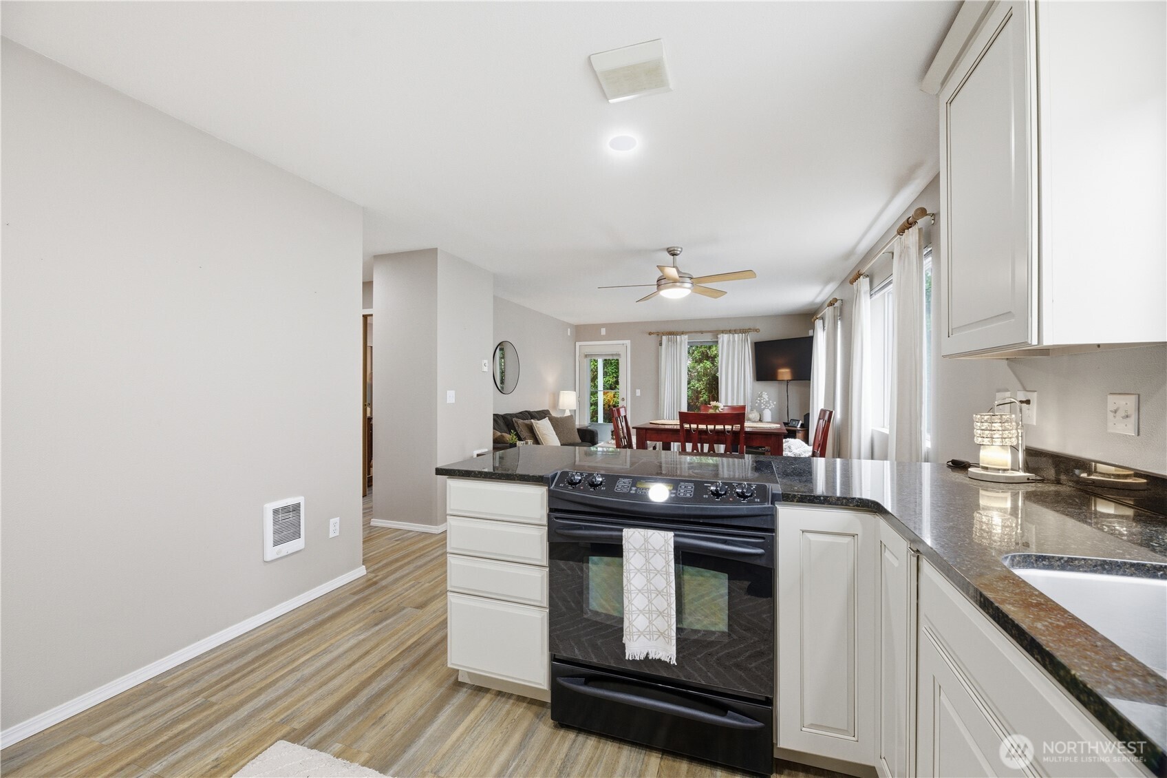 1101 37th Street SE 401