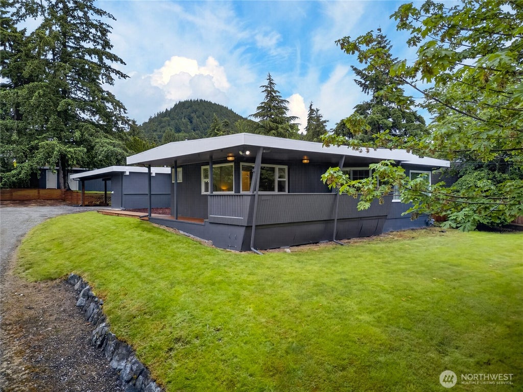 Photo of 16907 Blodgett Rd RD, Mount Vernon, WA 98274 (MLS # 2536537)