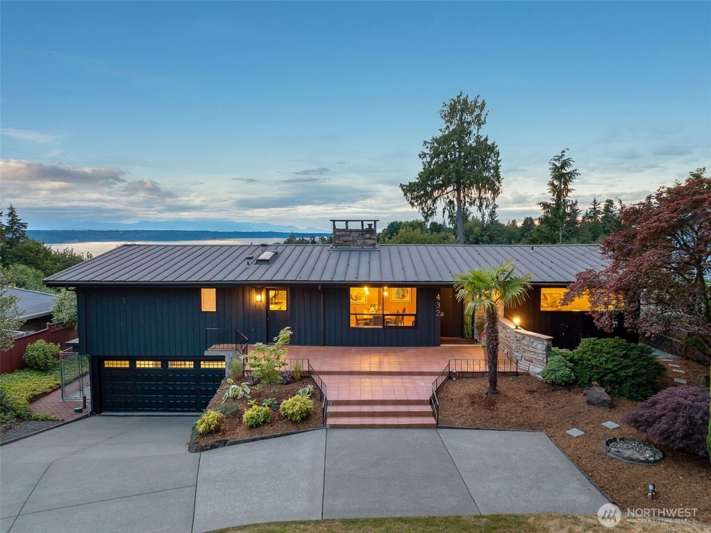 Photo of 432 SW 206th Street, Normandy Park, WA 98166 (MLS # 2394950)