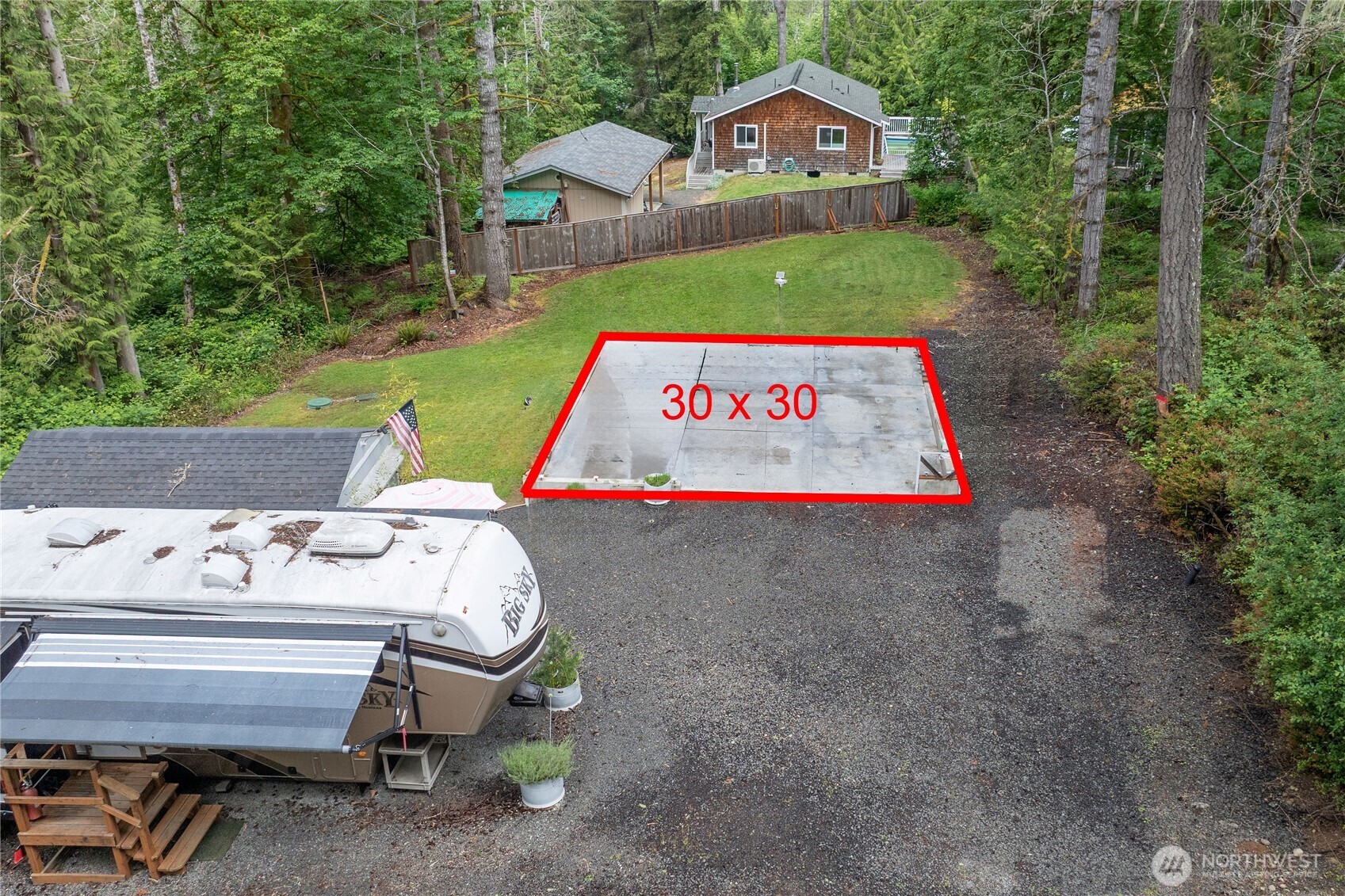 151 E Hillside Drive