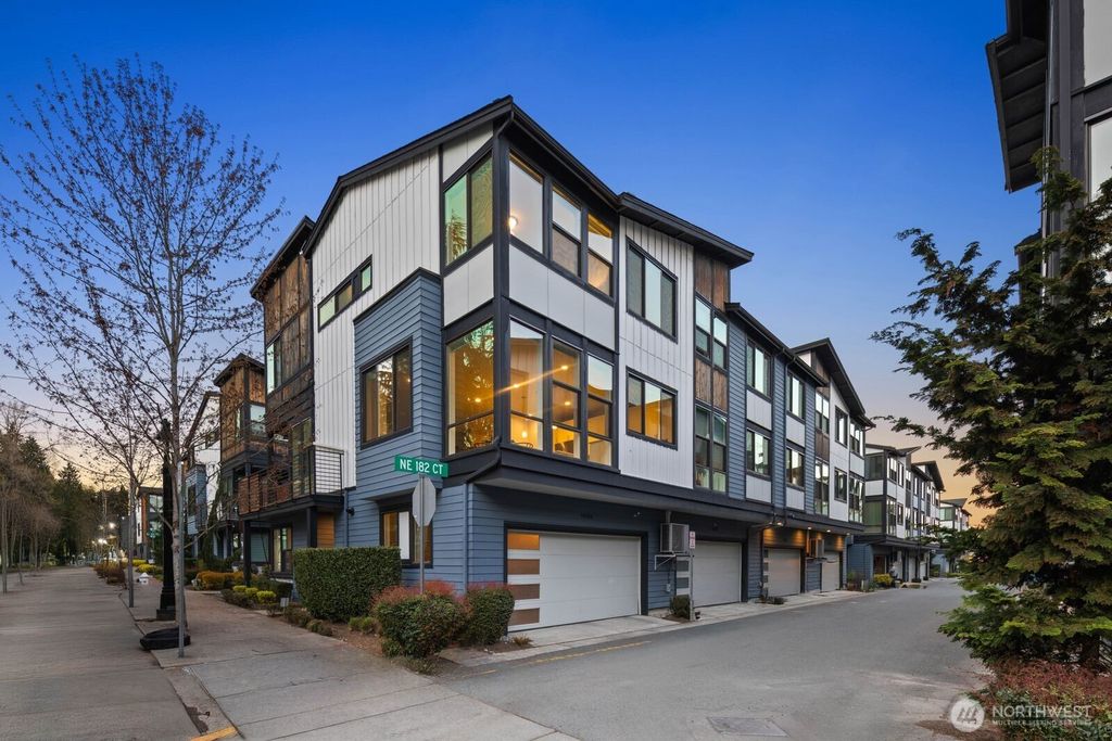 Photo of 9608 NE 182nd Court #A, Bothell, WA 98011 (MLS # 2480384)