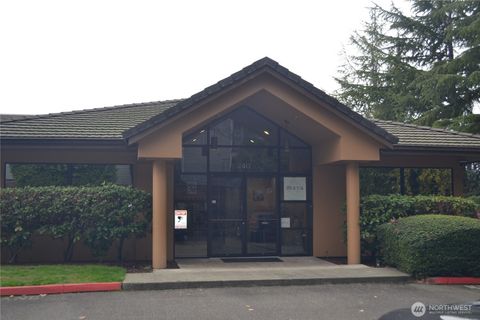 Photo of 1800 NE 44th Street #240, Renton, WA 98056 (MLS # 2460260)