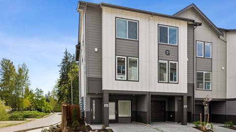 Photo of 16830 20th Avenue W #A10, Lynnwood, WA 98037 (MLS # 2571509)