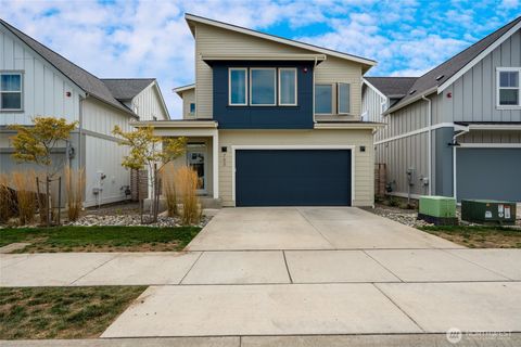 Photo of 703 Northview Street, Bellingham, WA 98226 (MLS # 2431003)