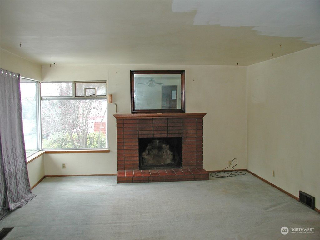 Photo of 6506 36th Avenue SW, Seattle, WA 98126 (MLS # 2020984)
