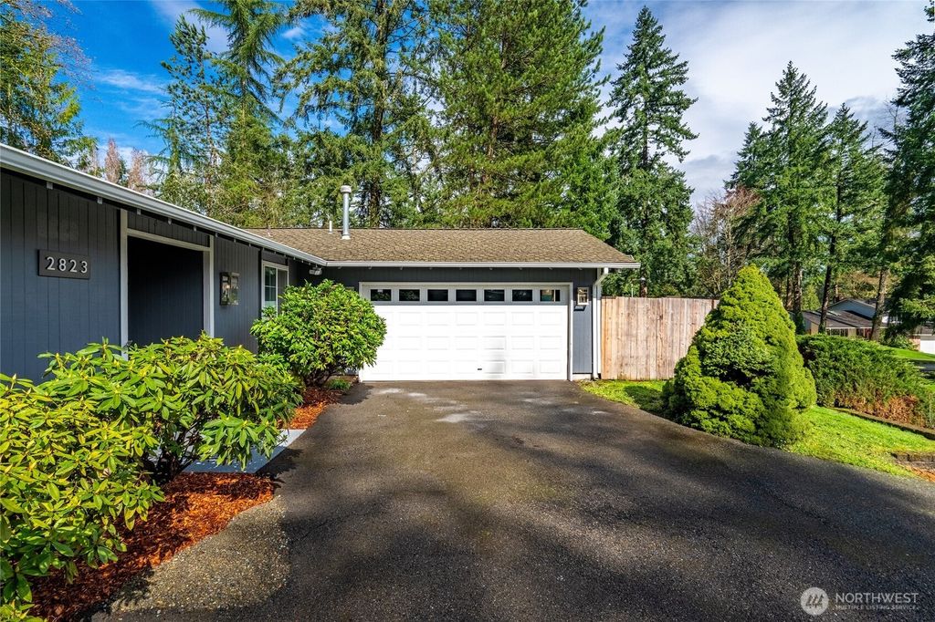 Photo of 2823 182nd Avenue NE, Redmond, WA 98052 (MLS # 2487771)