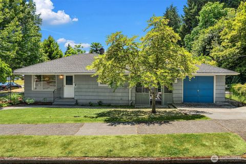 Photo of 2265 NE 73rd Street, Seattle, WA 98115 (MLS # 2523041)