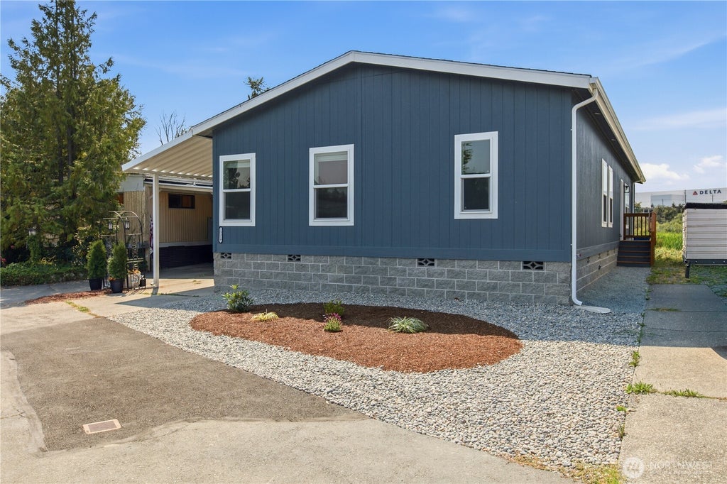 Photo of 18317 32nd Avenue S #340, SeaTac, WA 98188 (MLS # 2569366)