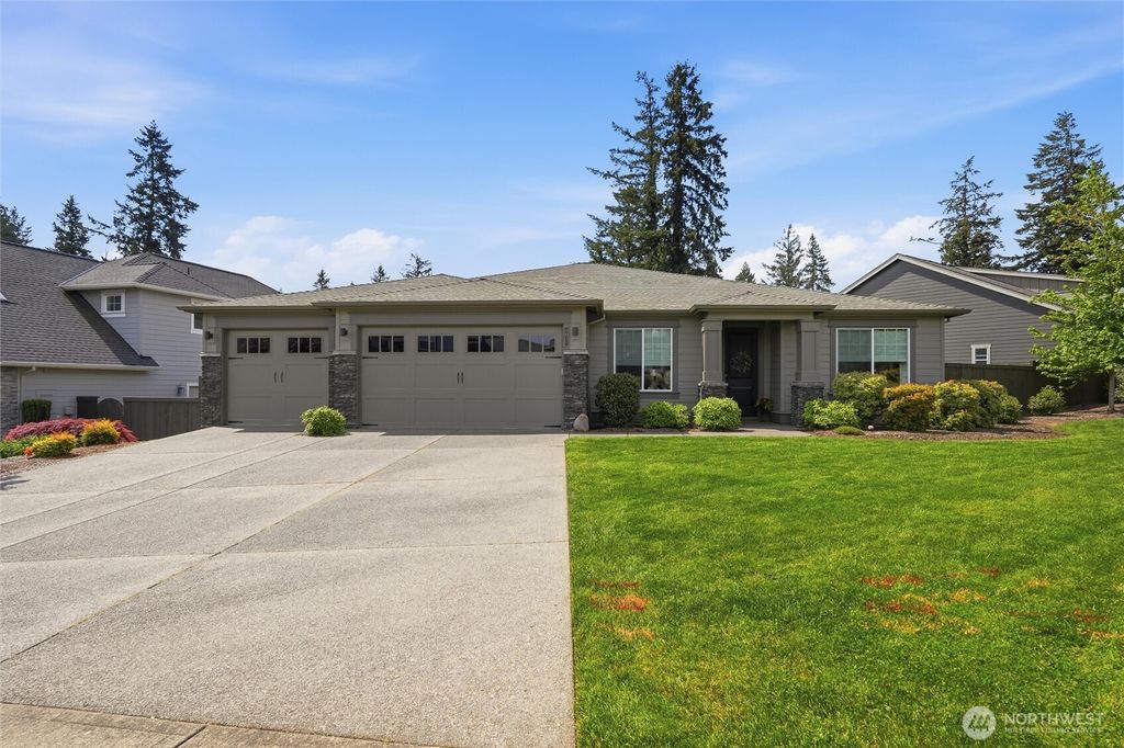 Photo of 2031 NW Sierra Way WAY, Camas, WA 98607 (MLS # 2504092)