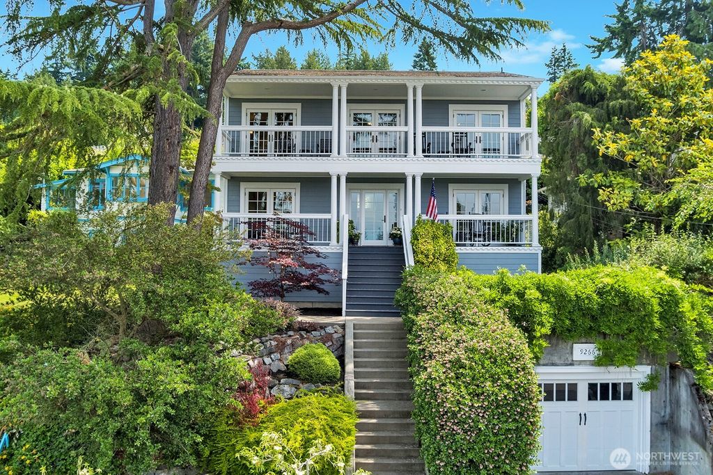 Photo of 9266 44th Avenue SW, Seattle, WA 98136 (MLS # 2397932)