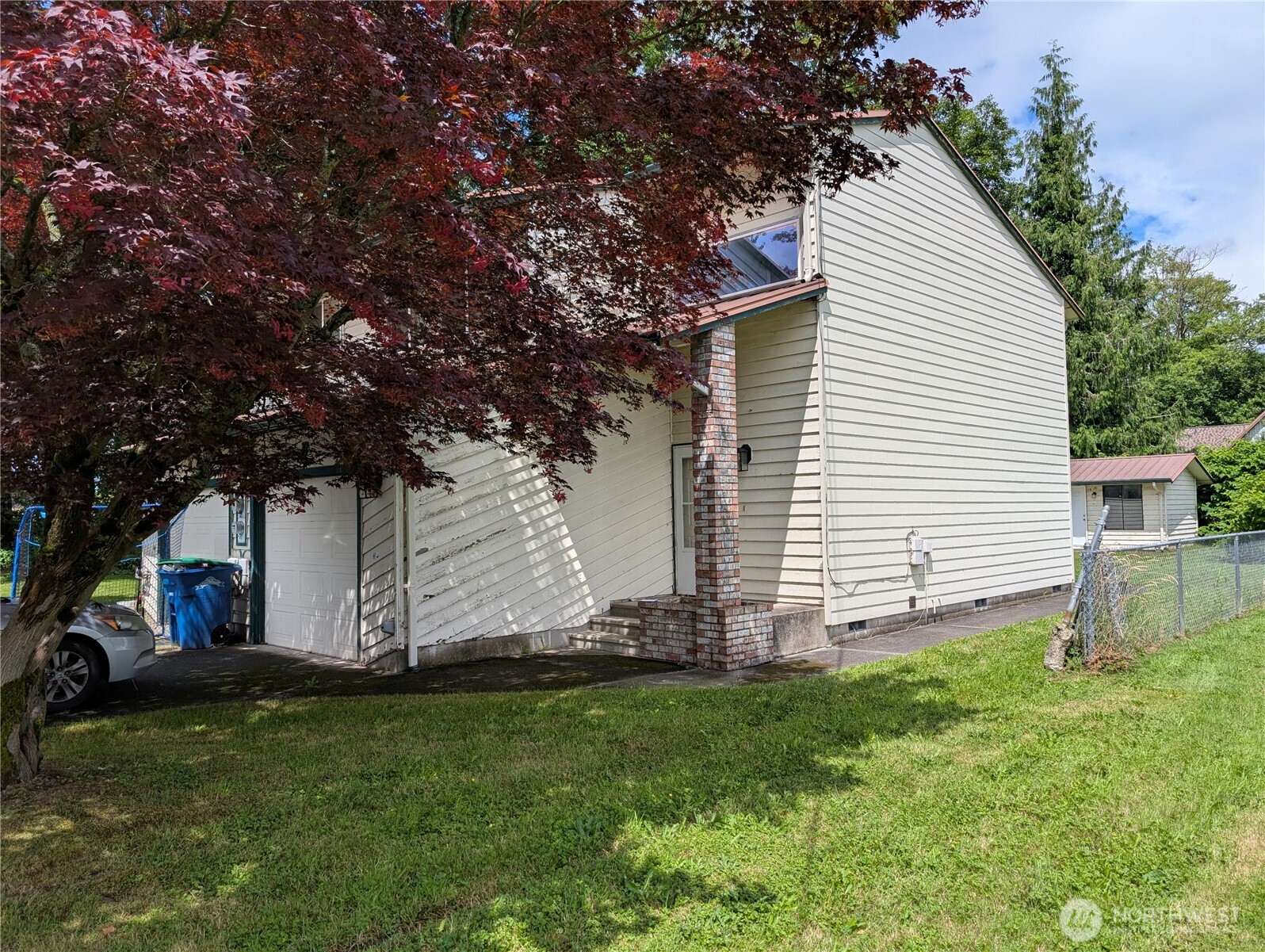 326 W Munro Street