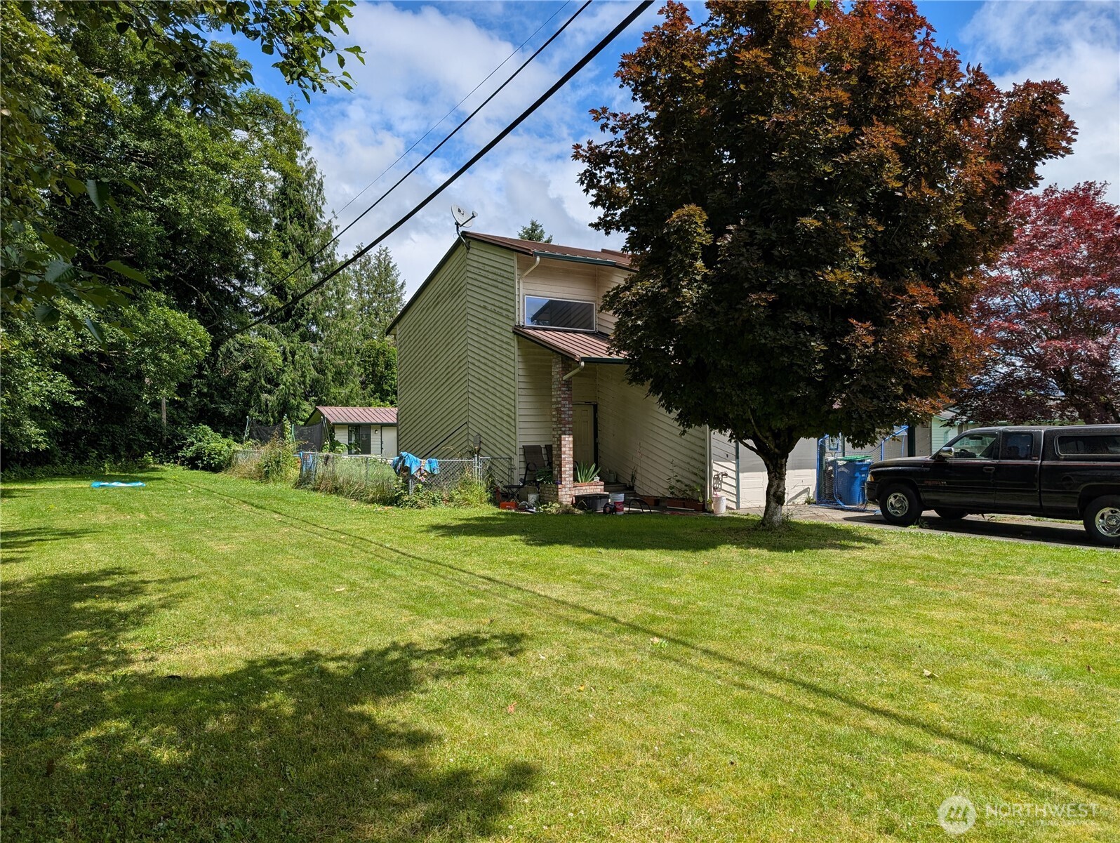 326 W Munro Street