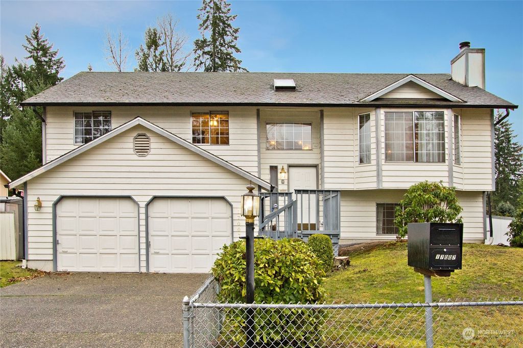 Photo of 17007 SE 251st Place, Covington, WA 98042 (MLS # 2319867)