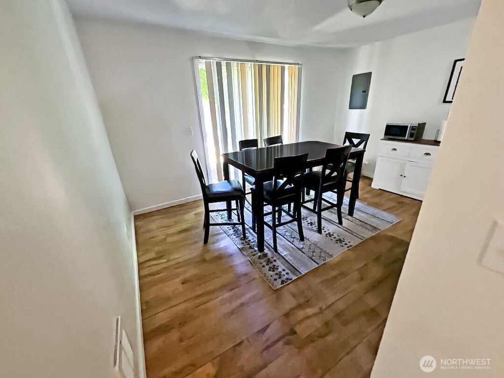 Photo of 21825 30th Avenue S, Des Moines, WA 98198 (MLS # 2395547)