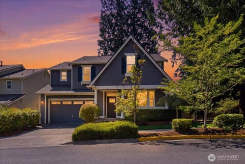 Photo of 17211 NE 117th Way, Redmond, WA 98052 (MLS # 2572354)