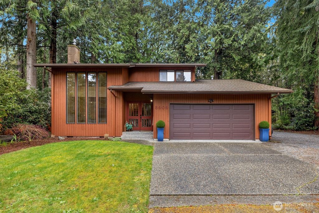 Photo of 8909 55th Place W, Mukilteo, WA 98275 (MLS # 2508424)