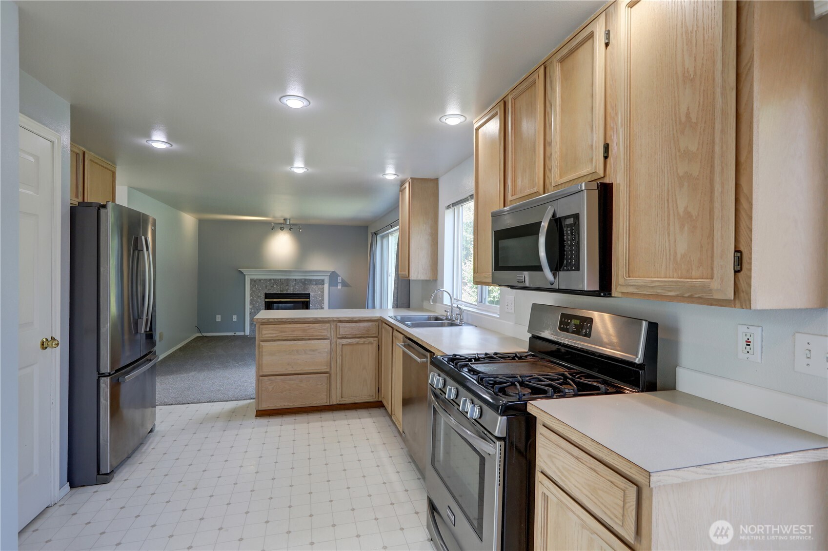 2208 S 380th Street