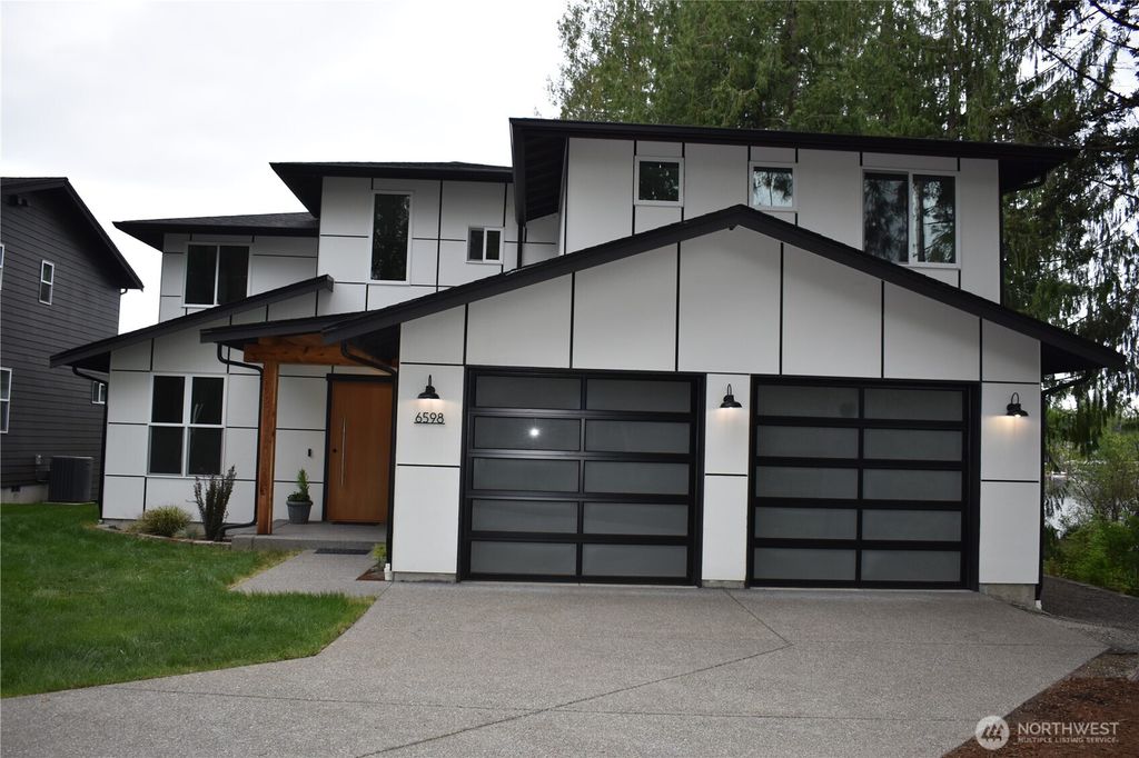 Photo of 6598 Vandermark Road E, Bonney Lake, WA 98391 (MLS # 2513340)