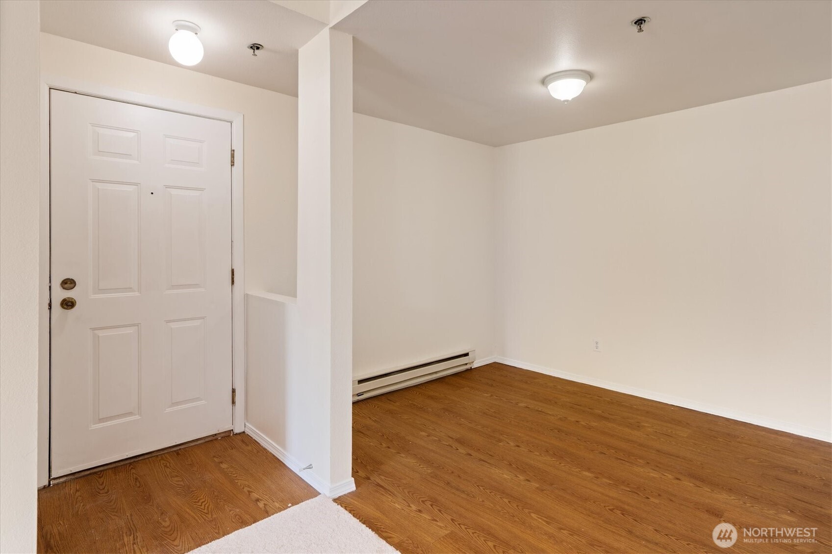 975 Aberdeen Avenue NE B304