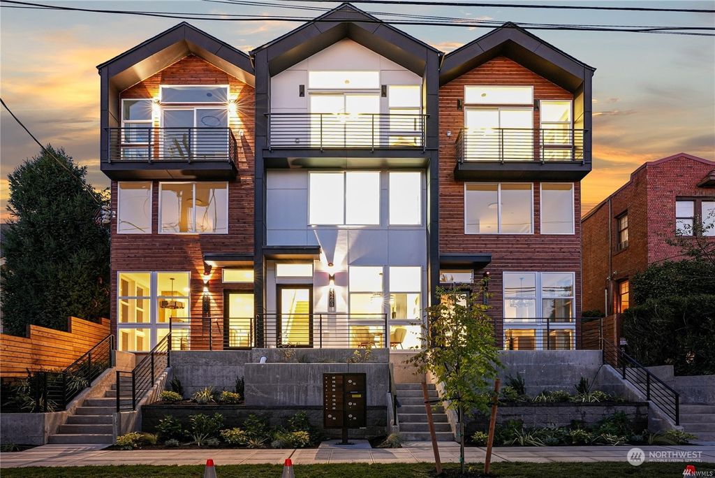 Photo of 2346 Franklin Avenue E #A, Seattle, WA 98102 (MLS # 2171365)