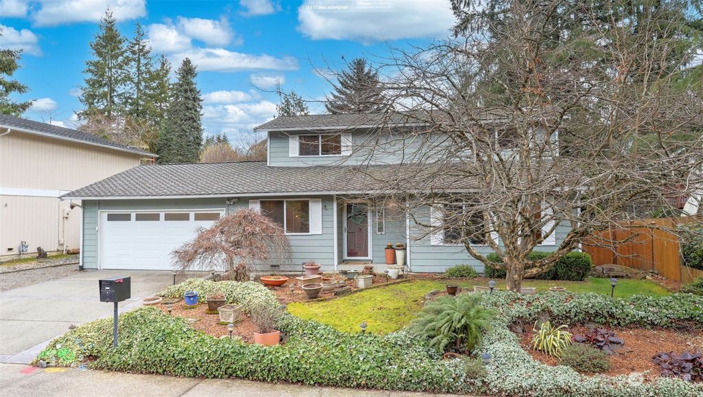 Photo of 17528 157th Place SE, Renton, WA 98058 (MLS # 2042581)