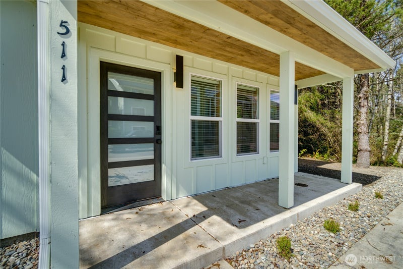511 Ocean Beach Boulevard S