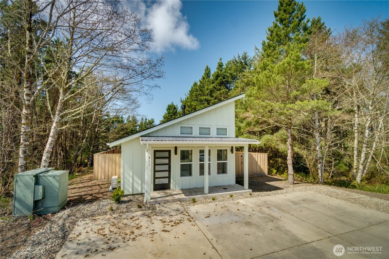 511 Ocean Beach Boulevard S