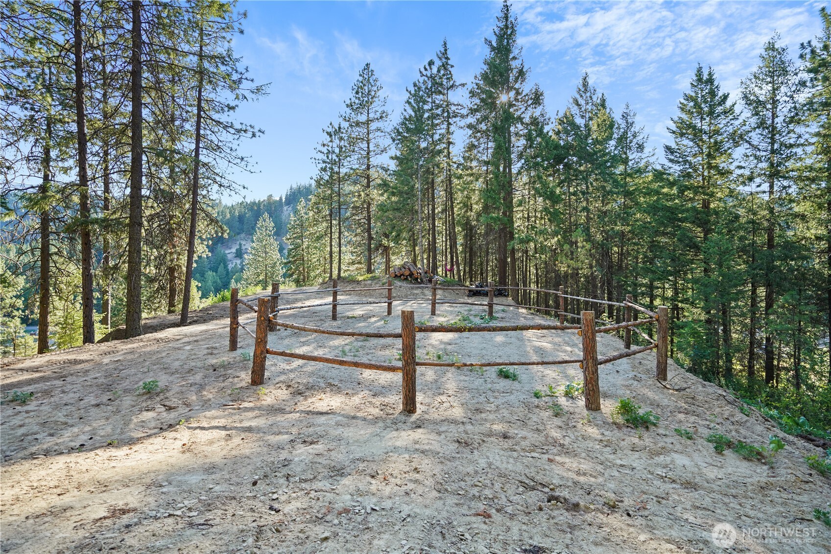 Leavenworth, Washington 98826, United States, 3 Bedrooms Bedrooms, ,2 BathroomsBathrooms,Residential,Active,164719