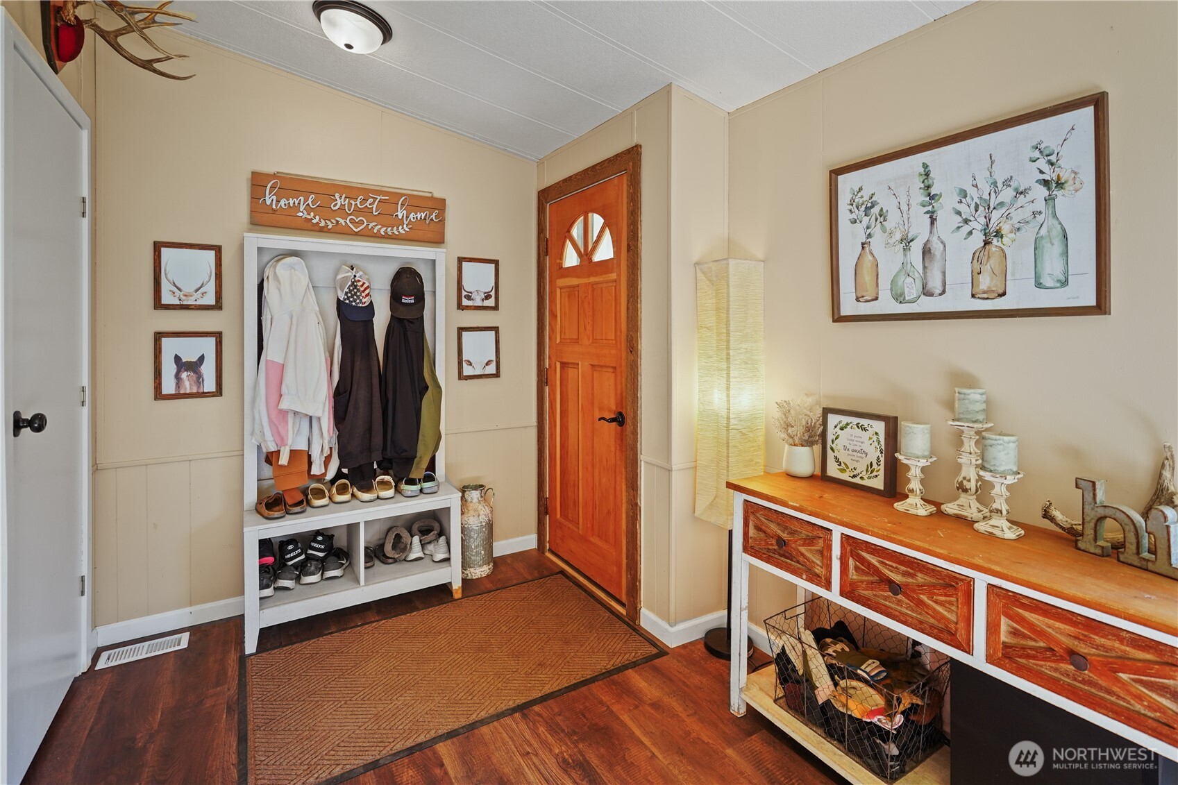 Leavenworth, Washington 98826, United States, 3 Bedrooms Bedrooms, ,2 BathroomsBathrooms,Residential,Active,164719