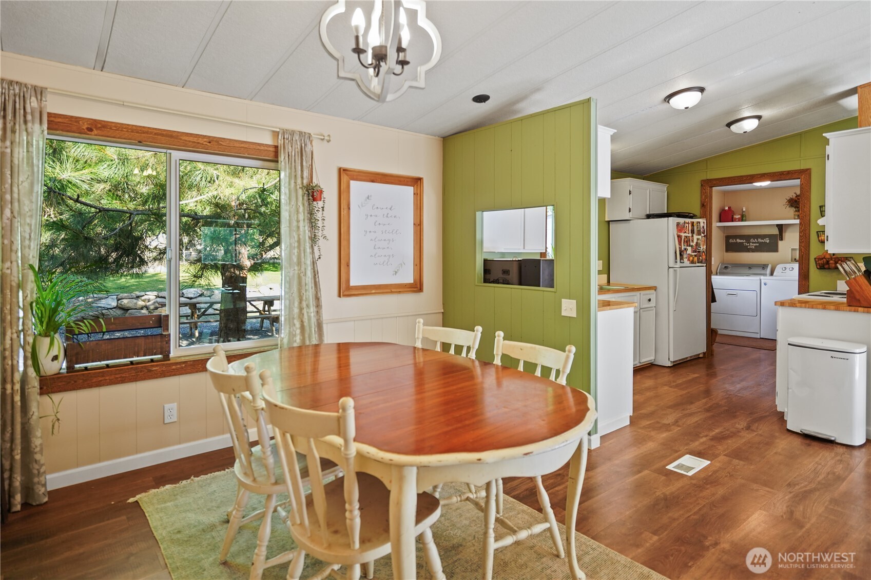 Leavenworth, Washington 98826, United States, 3 Bedrooms Bedrooms, ,2 BathroomsBathrooms,Residential,Active,164719