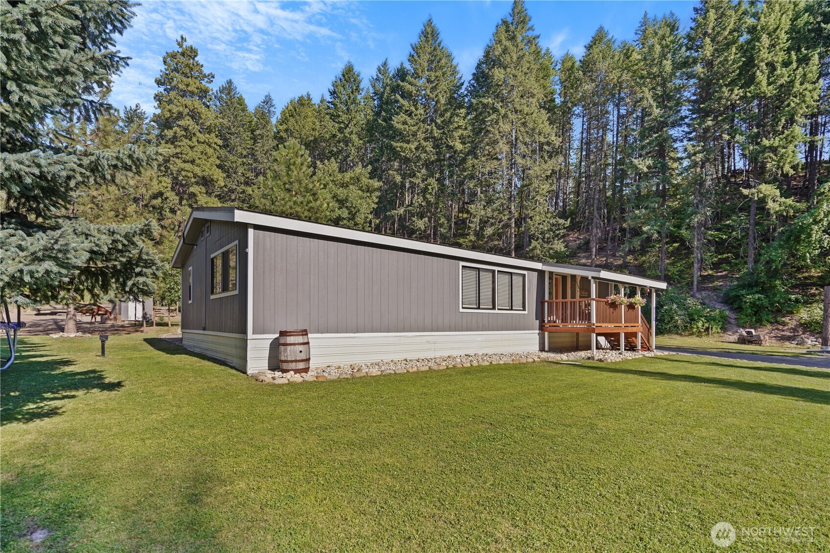 Leavenworth, Washington 98826, United States, 3 Bedrooms Bedrooms, ,2 BathroomsBathrooms,Residential,Active,164719