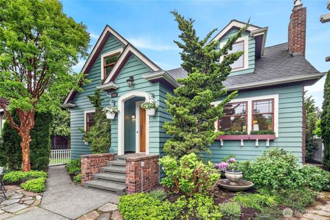 Photo of 4036 44th Avenue SW, Seattle, WA 98116 (MLS # 2527570)