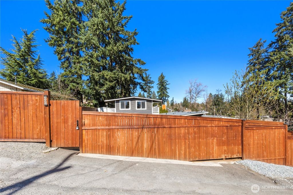 Photo of 3916 S 374th Street, Auburn, WA 98001 (MLS # 2519850)