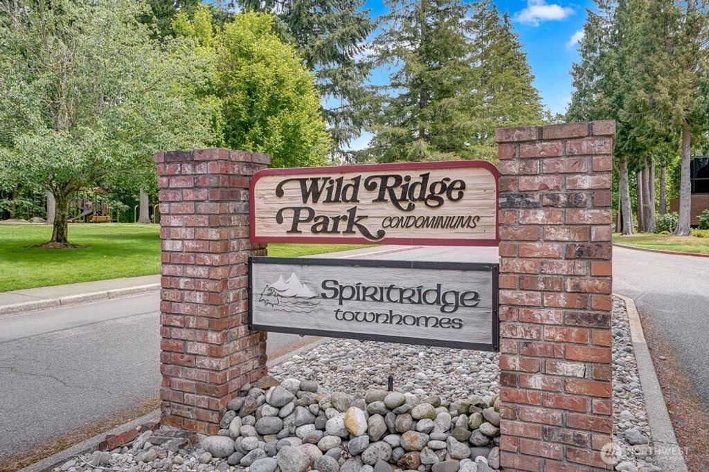 Photo of 16154 SE 33rd Lane #802, Bellevue, WA 98008 (MLS # 2371190)