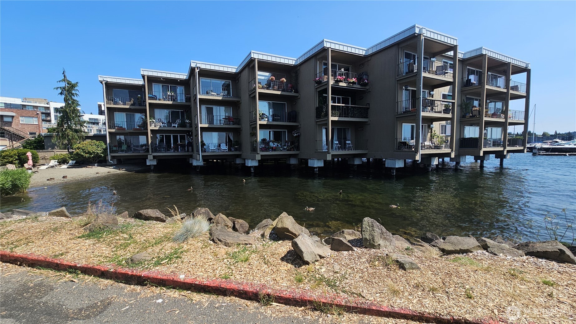 65 Kirkland Avenue 102
