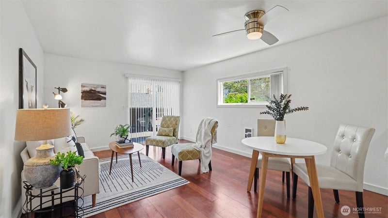 17431 Ambaum Boulevard S D2