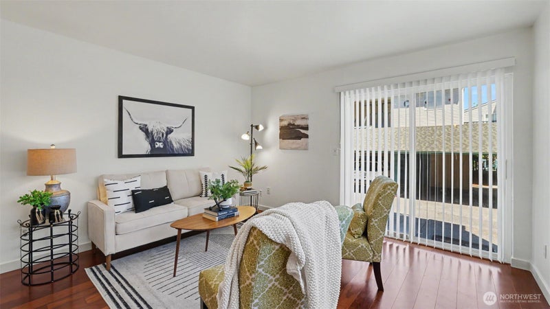 17431 Ambaum Boulevard S D2