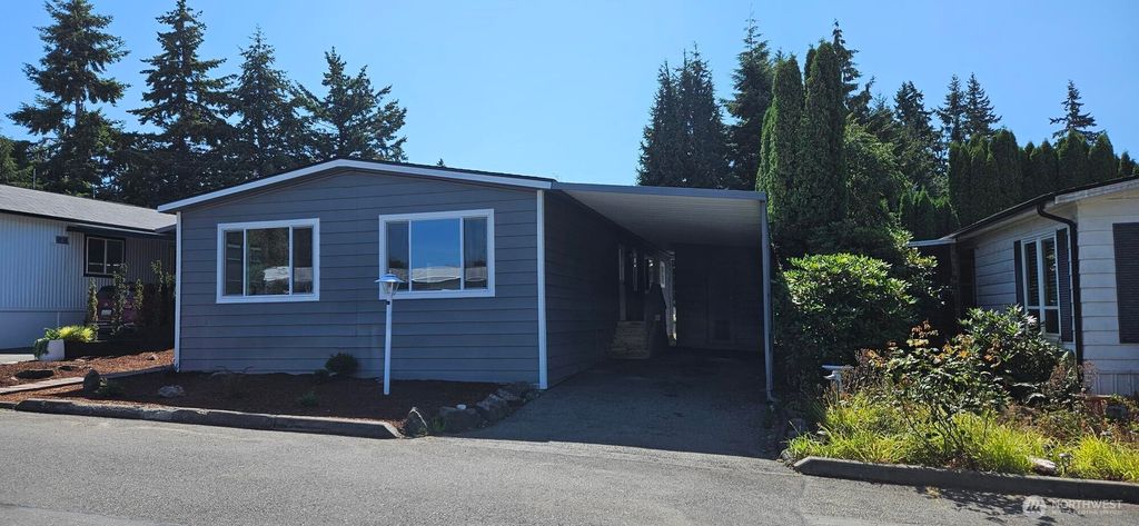 Photo of 4111 164th Street SW #20, Lynnwood, WA 98097 (MLS # 2477377)