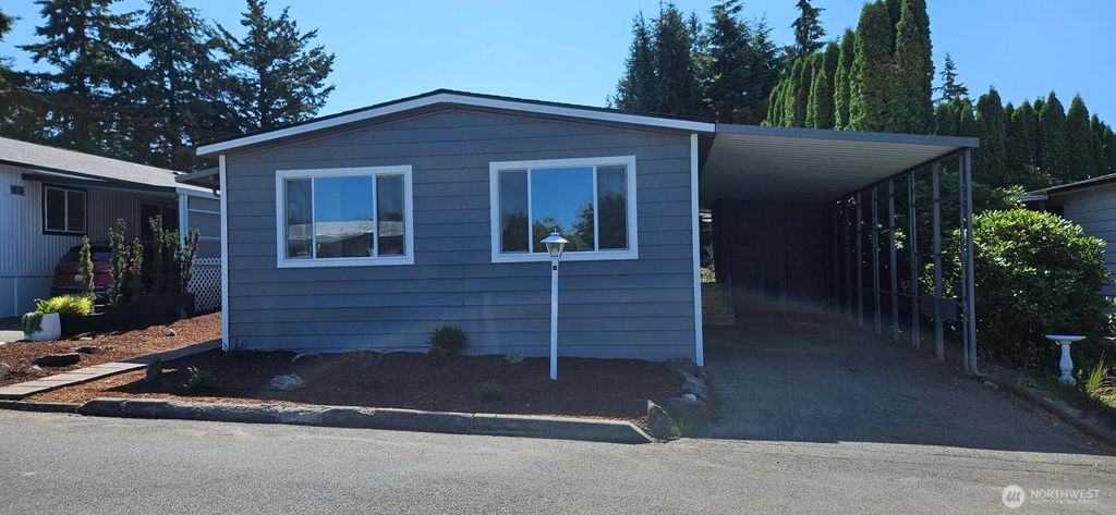 Photo of 4111 164th Street SW #20, Lynnwood, WA 98097 (MLS # 2477377)