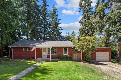 Photo of 20430 52nd Avenue W, Lynnwood, WA 98036 (MLS # 2540803)