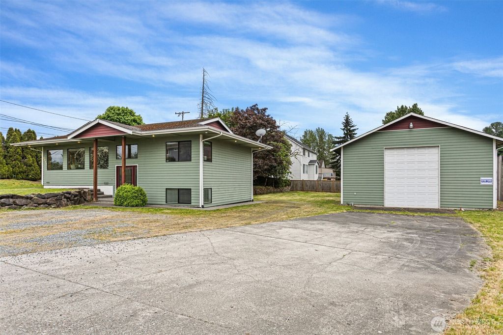 Photo of 5011 S 138th Street, Tukwila, WA 98168 (MLS # 2517693)