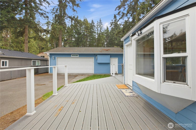 1533 NE 166th Street