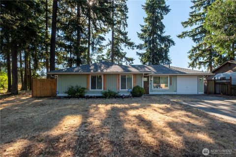 Photo of 26800 194th Ave Ave SE, Covington, WA 98042 (MLS # 2416367)