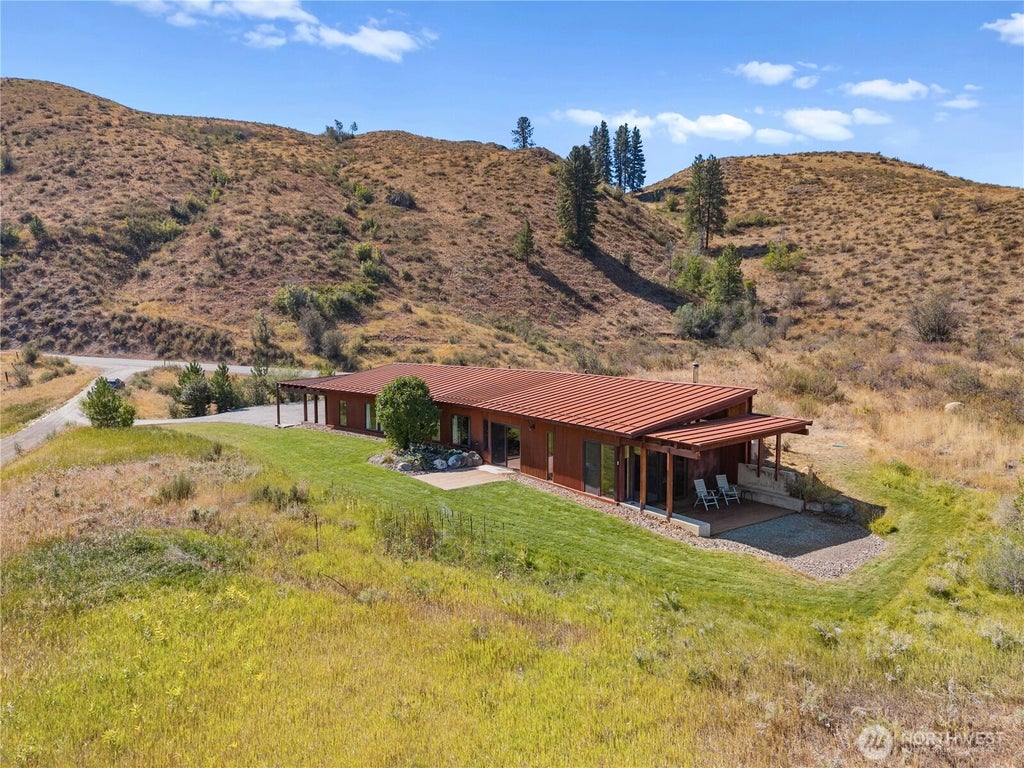 Photo of 3 Renee Road, Winthrop, WA 98862 (MLS # 2575071)