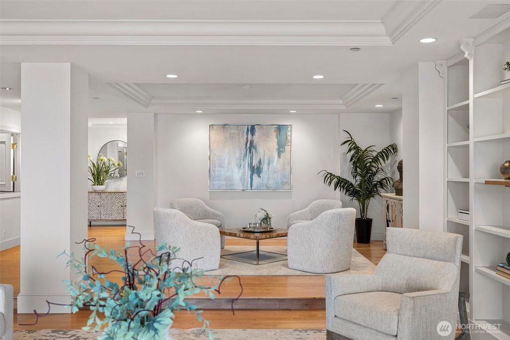 listing image 9364389201990039821