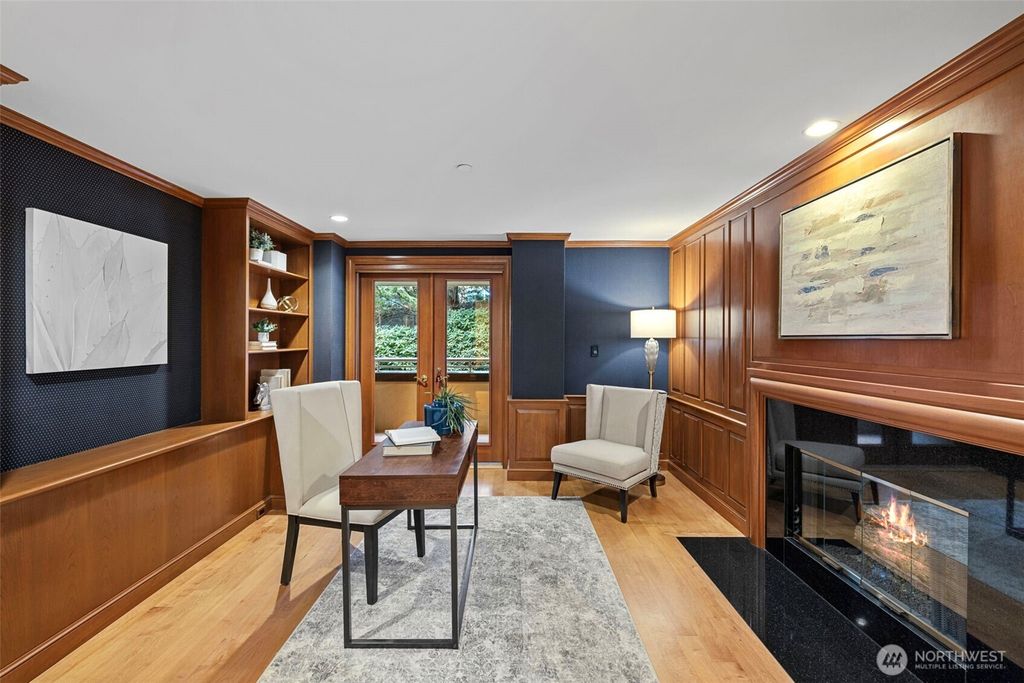 listing image 9361870652086553182