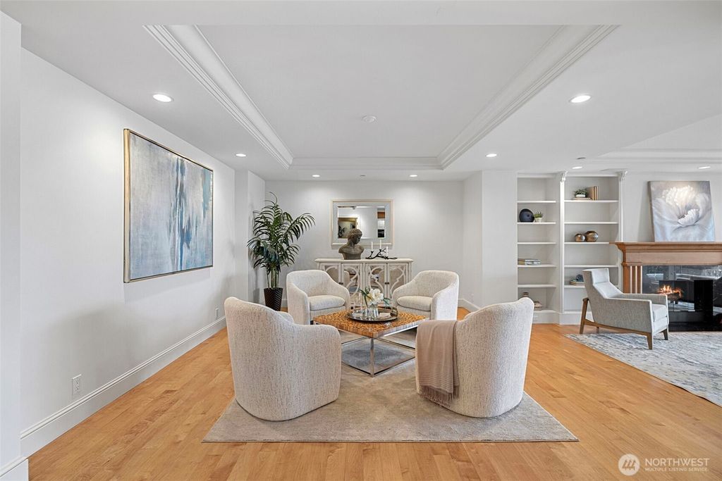 listing image 9363378920029495669