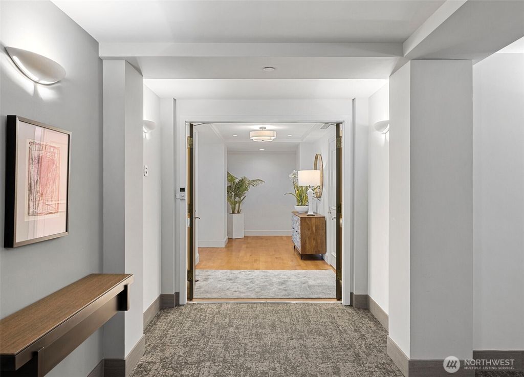 listing image 9368349513098829529